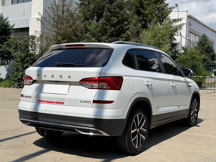 Skoda Kamiq, 2023 — фото 5 из 9