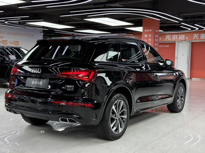 Audi Q5L, 2024 — фото 6 из 10