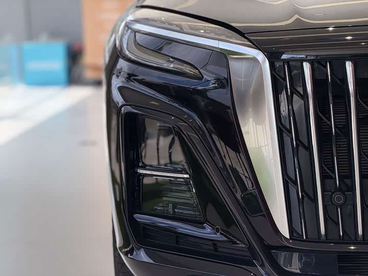 Hongqi HS3 Hybrid, 2025 — фото 6 из 9