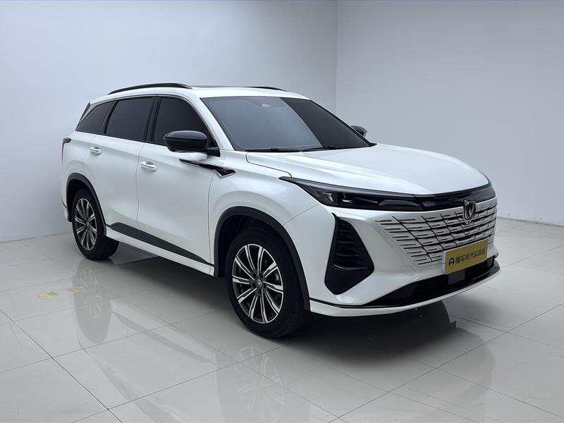 Changan CS75 Plus, 2024 — фото 3 из 12