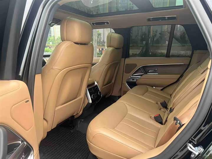Land Rover Range Rover, 2024 — фото 3 из 5