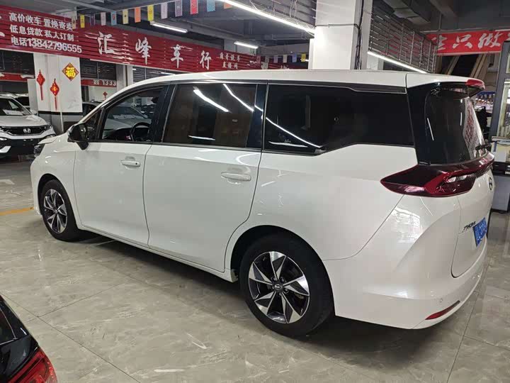 GAC Trumpchi M6, 2022 — фото 2 из 9