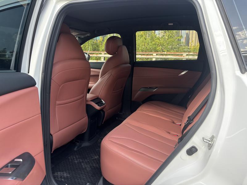 Changan CS75 Plus, 2025 — фото 10 из 11