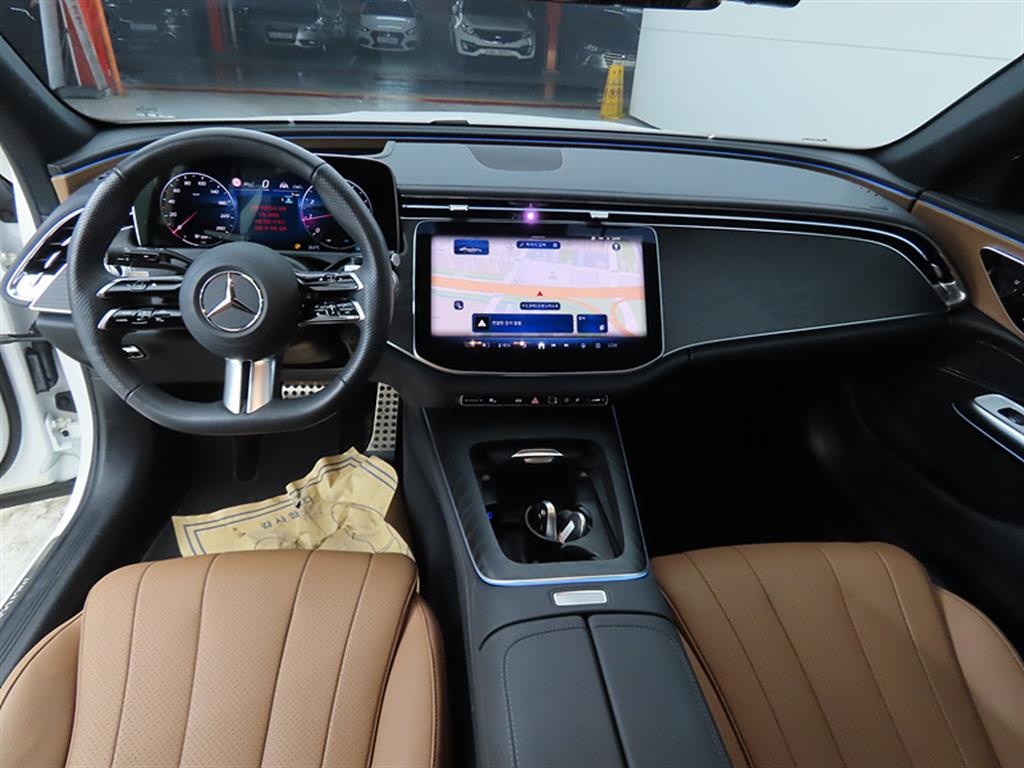 Mercedes-Benz E-Class, 2025 — фото 6 из 12