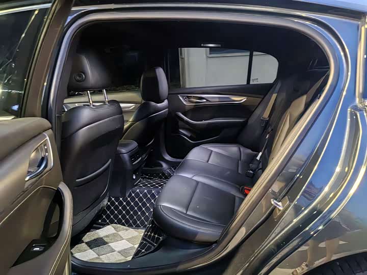 Cadillac CT5, 2022 — фото 8 из 9