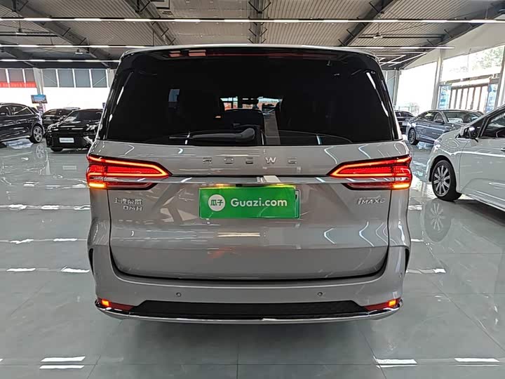 Roewe iMax 8 EV, 2024 — фото 6 из 9