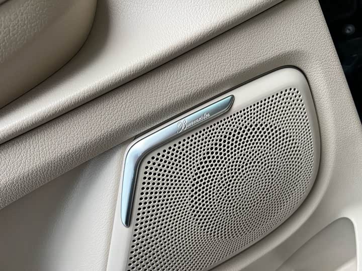 Mercedes-Benz V-Class, 2021 — фото 5 из 9