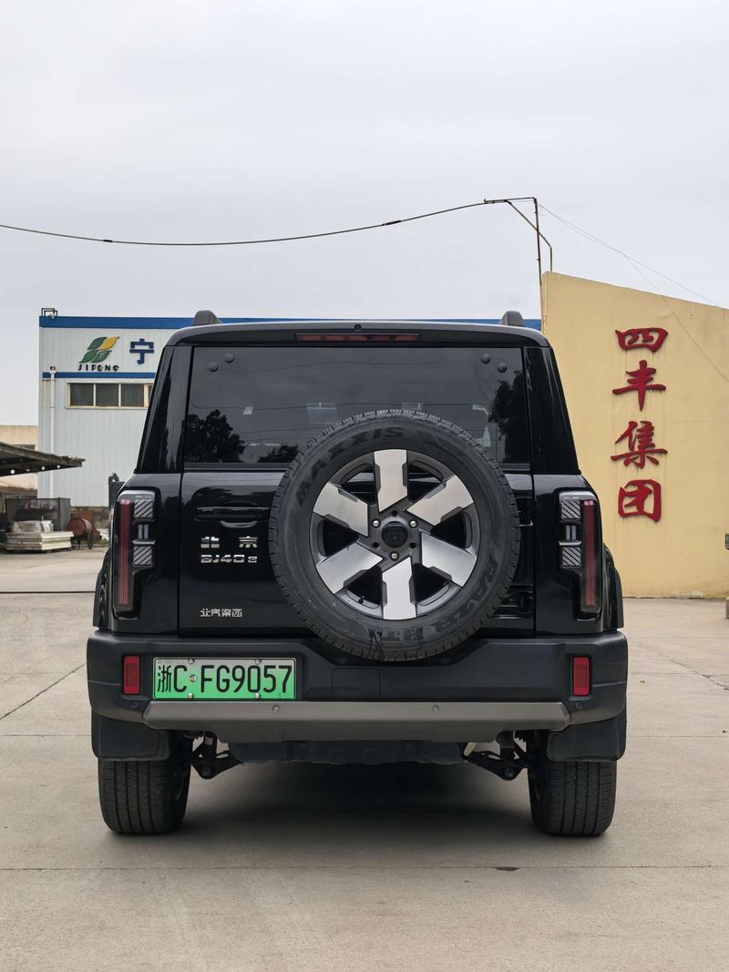 BAIC Beijing BJ40 Hybrid, 2025 — фото 5 из 11