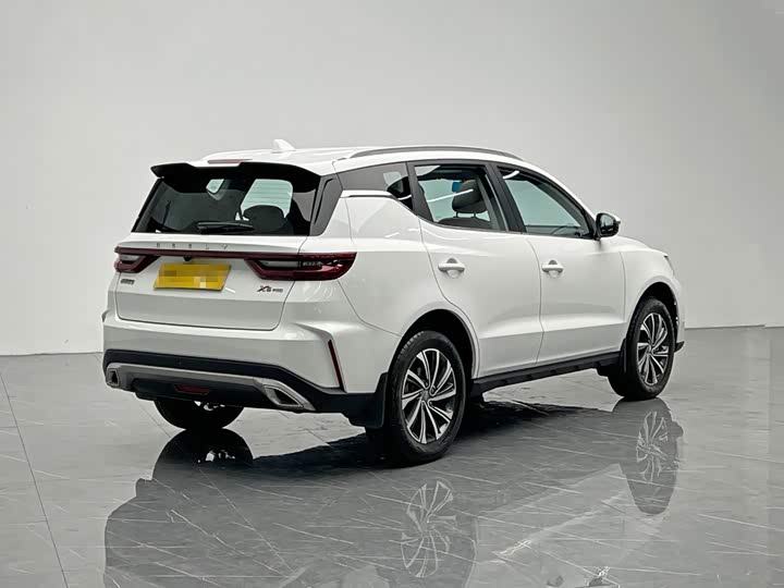 Geely Vision X6, 2022 — фото 6 из 9