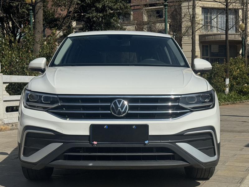 Volkswagen Tiguan L Pro, 2022 — фото 2 из 12