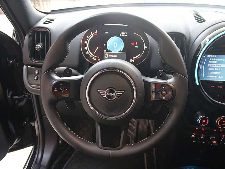 Mini Countryman, 2023 — фото 9 из 9