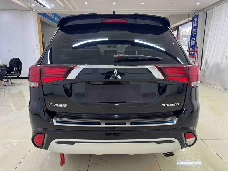 Mitsubishi Outlander, 2021 — фото 5 из 12