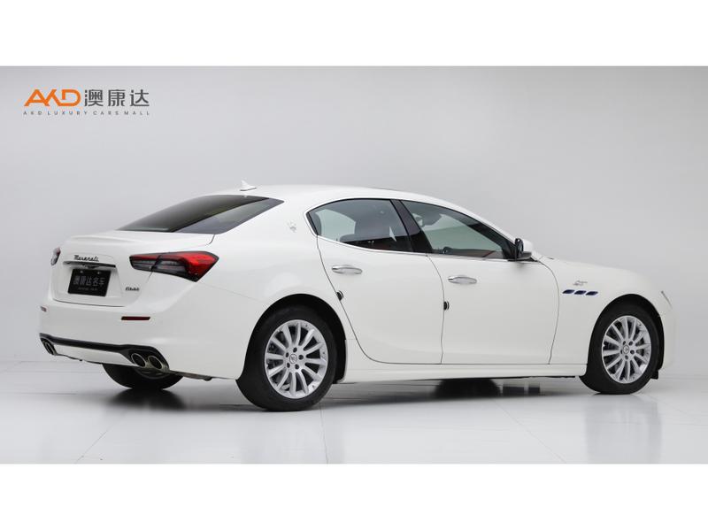 Maserati Ghibli, 2021 — фото 4 из 8