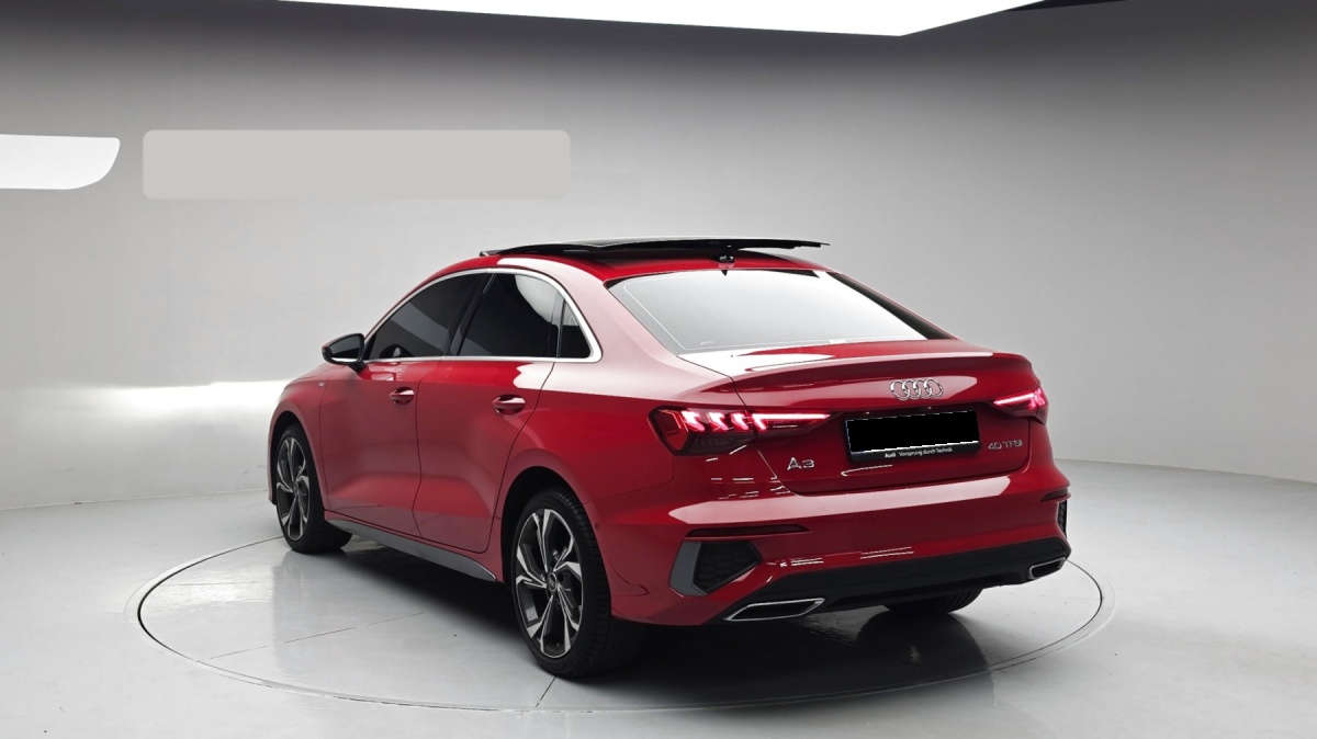 Audi A3, 2023 — фото 2 из 12