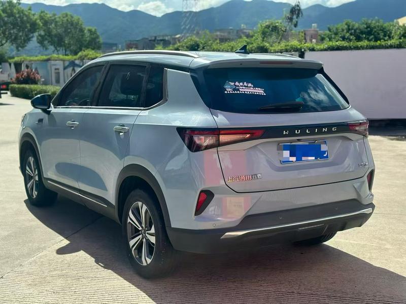 Wuling Asta, 2022 — фото 4 из 10