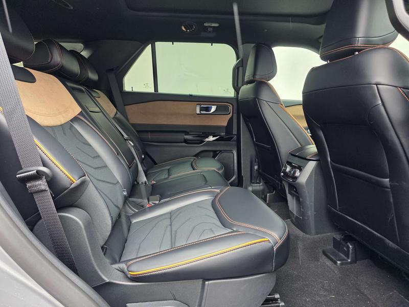 Ford Explorer, 2025 — фото 7 из 9