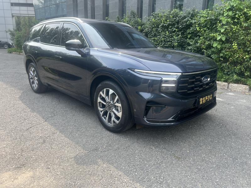 Ford Edge, 2023 — фото 3 из 10