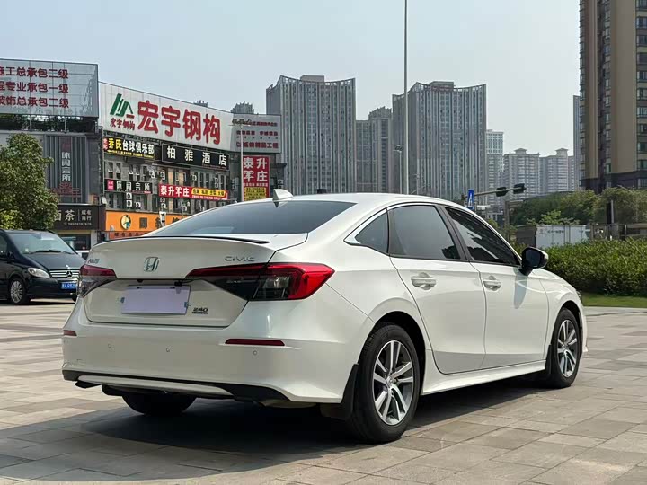 Honda Civic, 2023 — фото 7 из 9