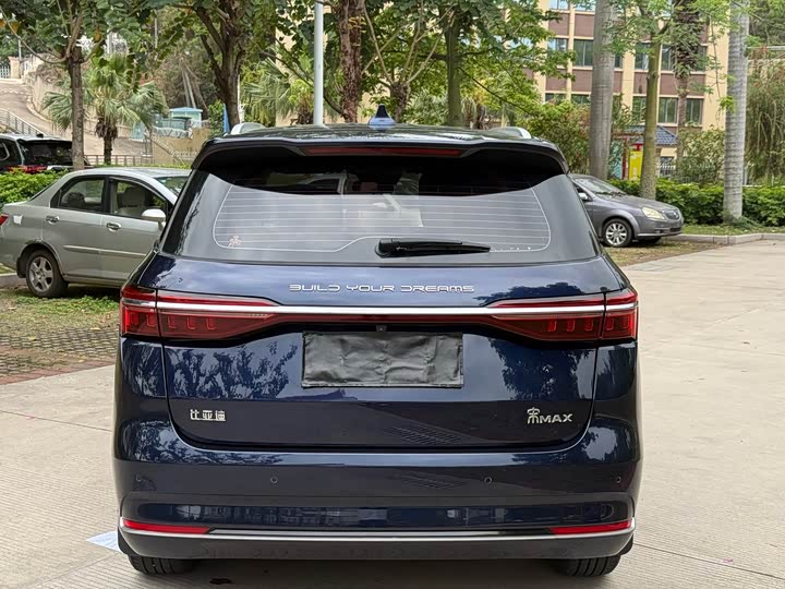 BYD Song Max, 2021 — фото 8 из 9