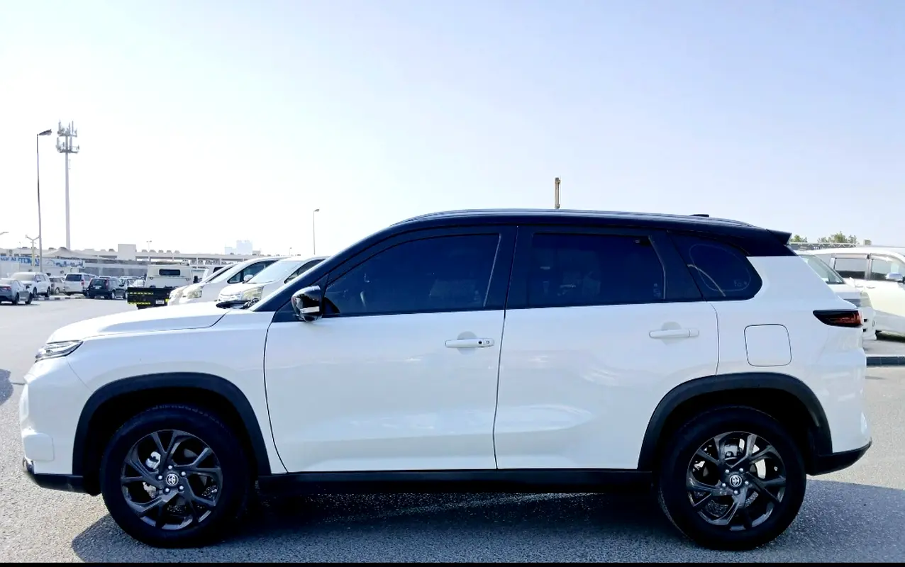 Toyota Urban Cruiser, 2025 — фото 3 из 10