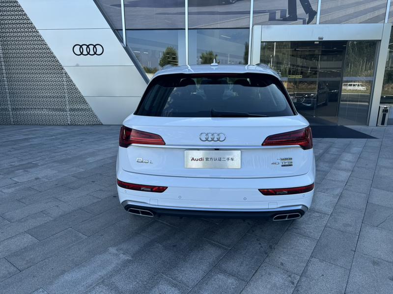 Audi Q5L, 2024 — фото 3 из 10