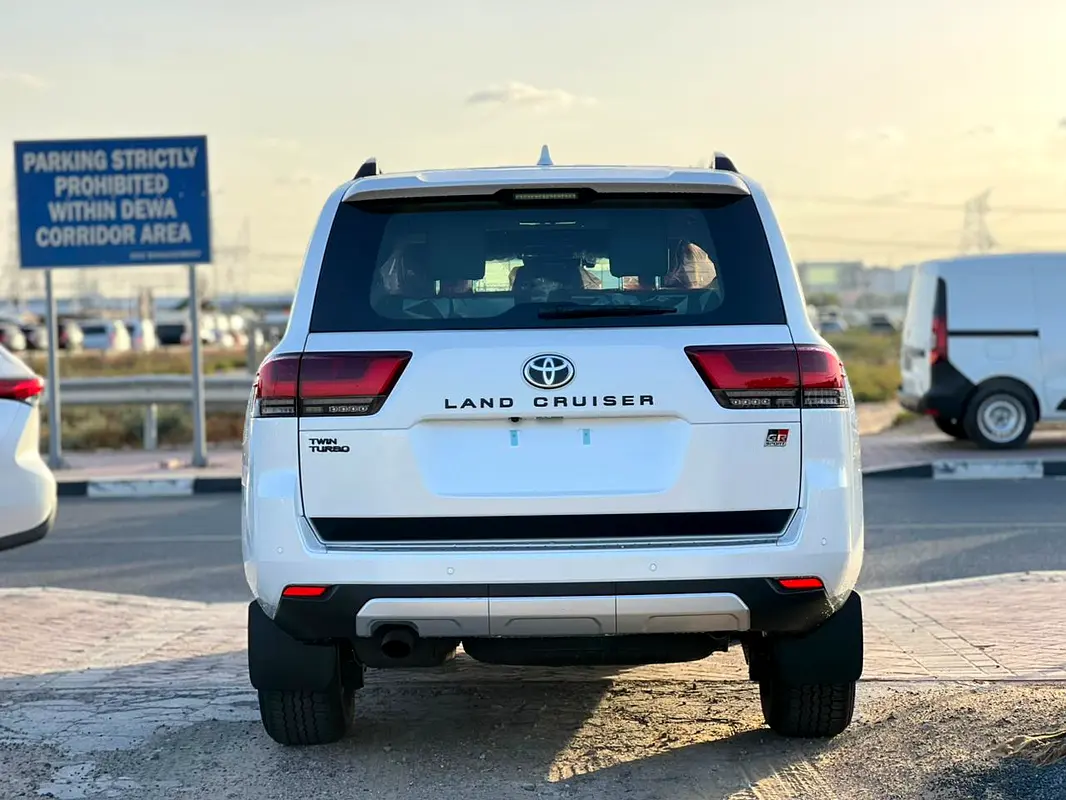 Toyota Land Cruiser, 2026 — фото 4 из 10