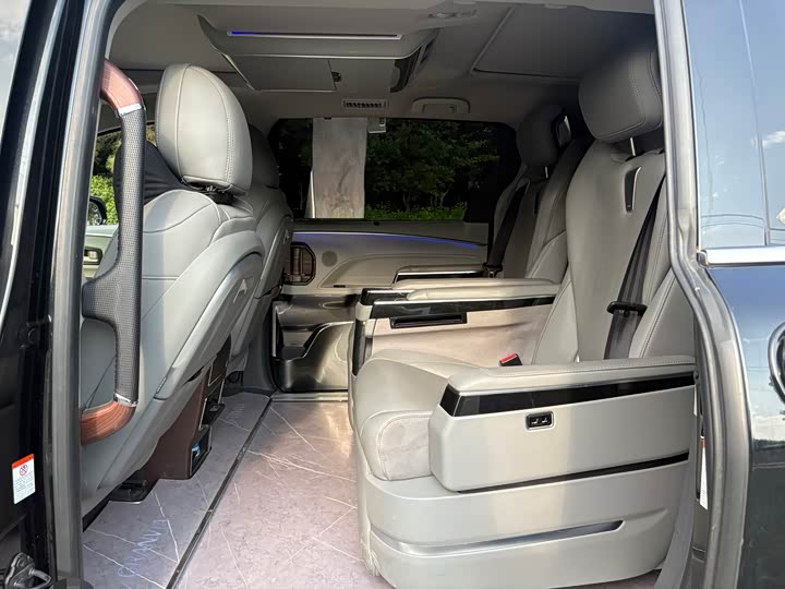 Toyota Granvia, 2023 — фото 6 из 7