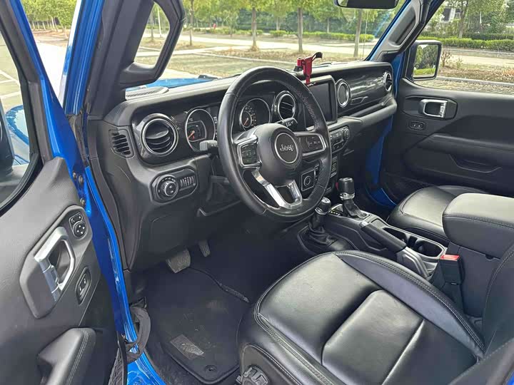 Jeep Wrangler, 2021 — фото 8 из 9