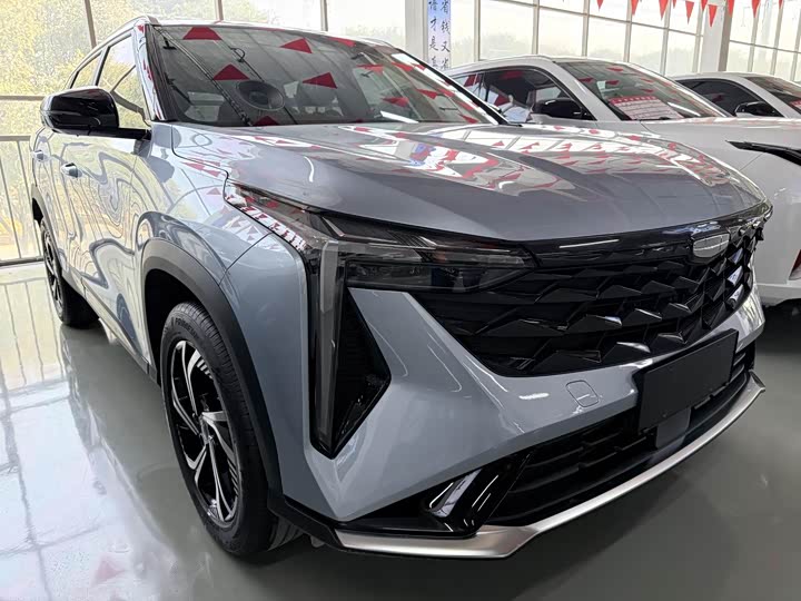 Geely Atlas, 2024 — фото 3 из 9