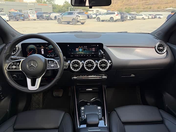 Mercedes-Benz GLA-Class, 2021 — фото 8 из 9
