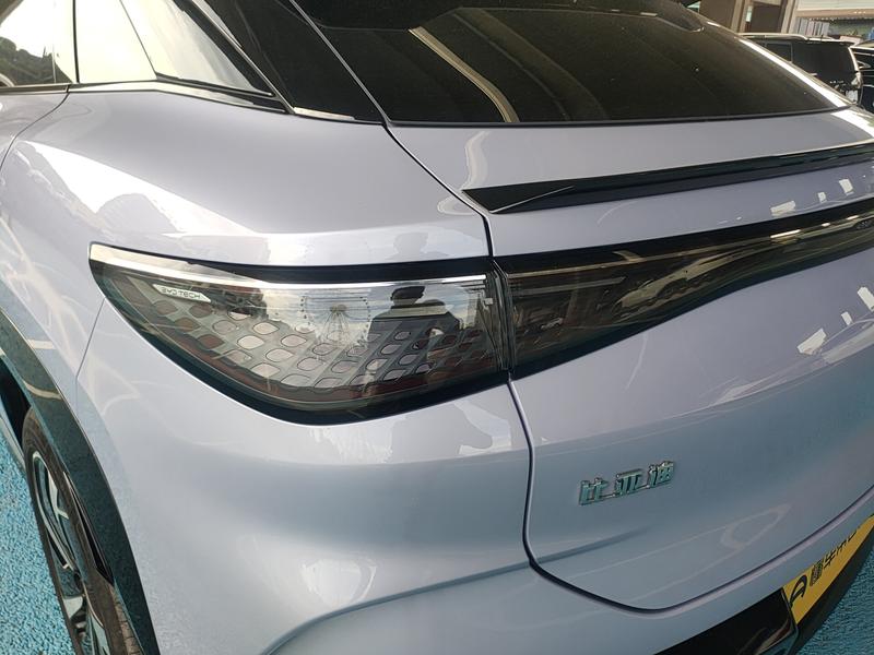 BYD Sea Lion 07 EV, 2025 — фото 8 из 12