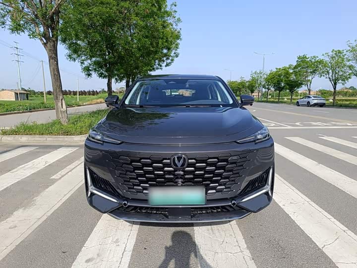 Changan UNI-K Hybrid, 2026 — фото 7 из 9