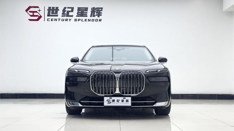 BMW 7 Series, 2023 — фото 2 из 11