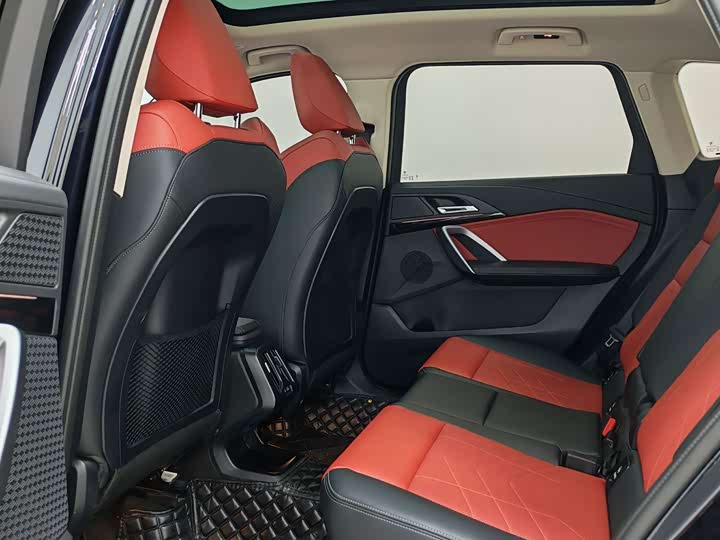 BMW X1, 2024 — фото 8 из 9