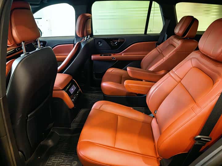 Lincoln Aviator, 2025 — фото 7 из 9