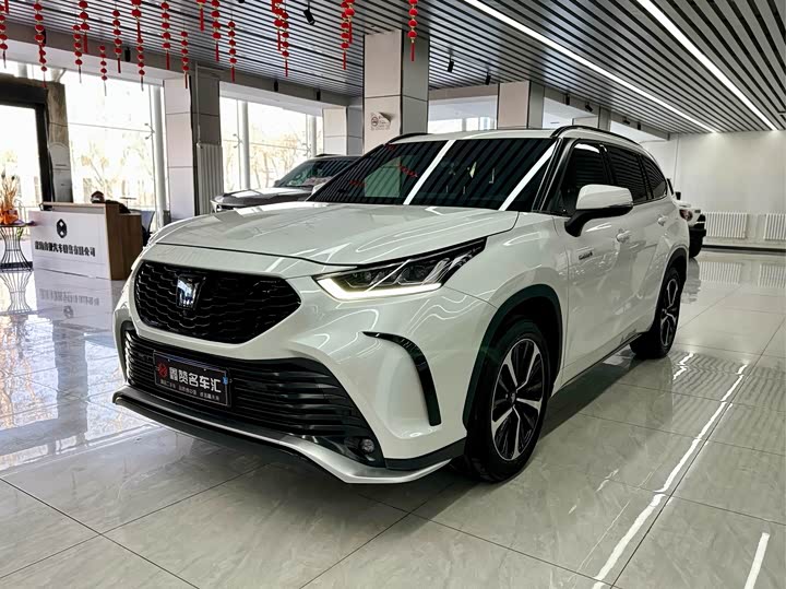 Toyota Crown Kluger, 2022 — купить в Чебоксарах под ключ