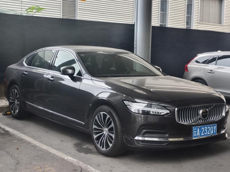 Volvo S90, 2025 — фото 3 из 11