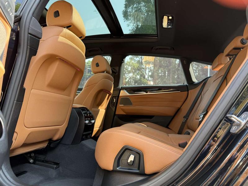 BMW 6 Series GT, 2022 — фото 10 из 11