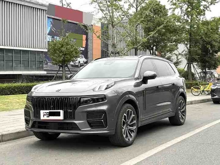 Lynk & Co 09 EM-P Hybrid, 2024 — купить в Орле под ключ