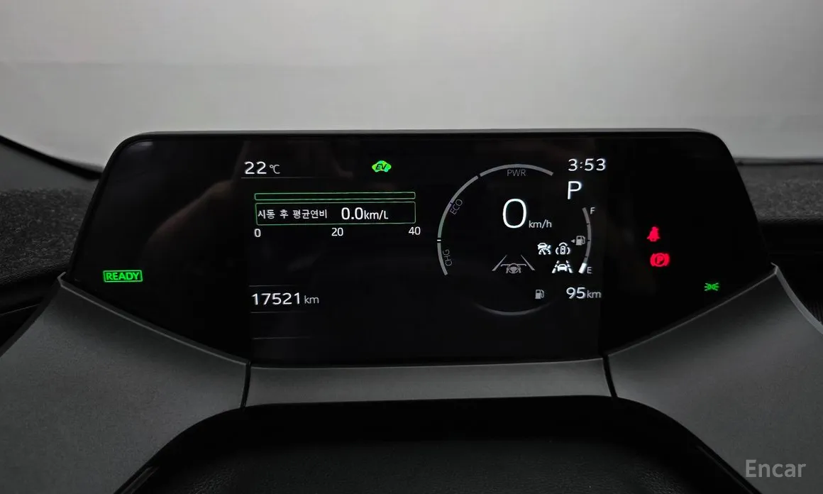 Toyota Prius, 2025 — фото 8 из 12