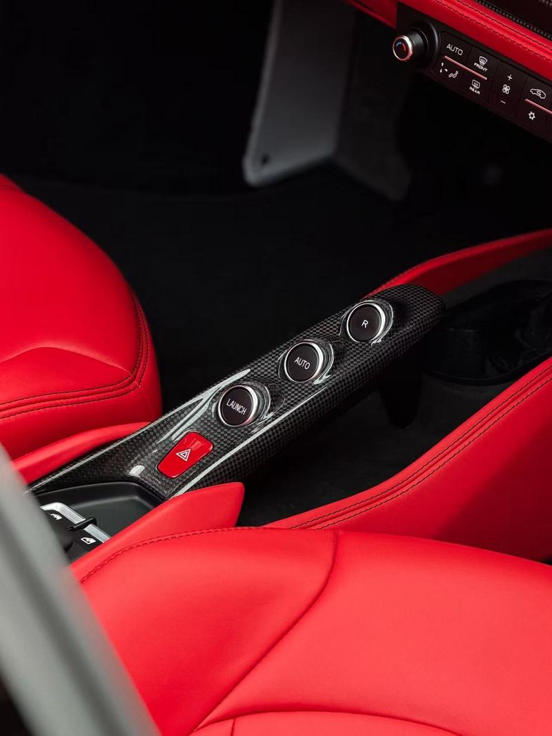 Ferrari F8, 2021 — фото 3 из 8