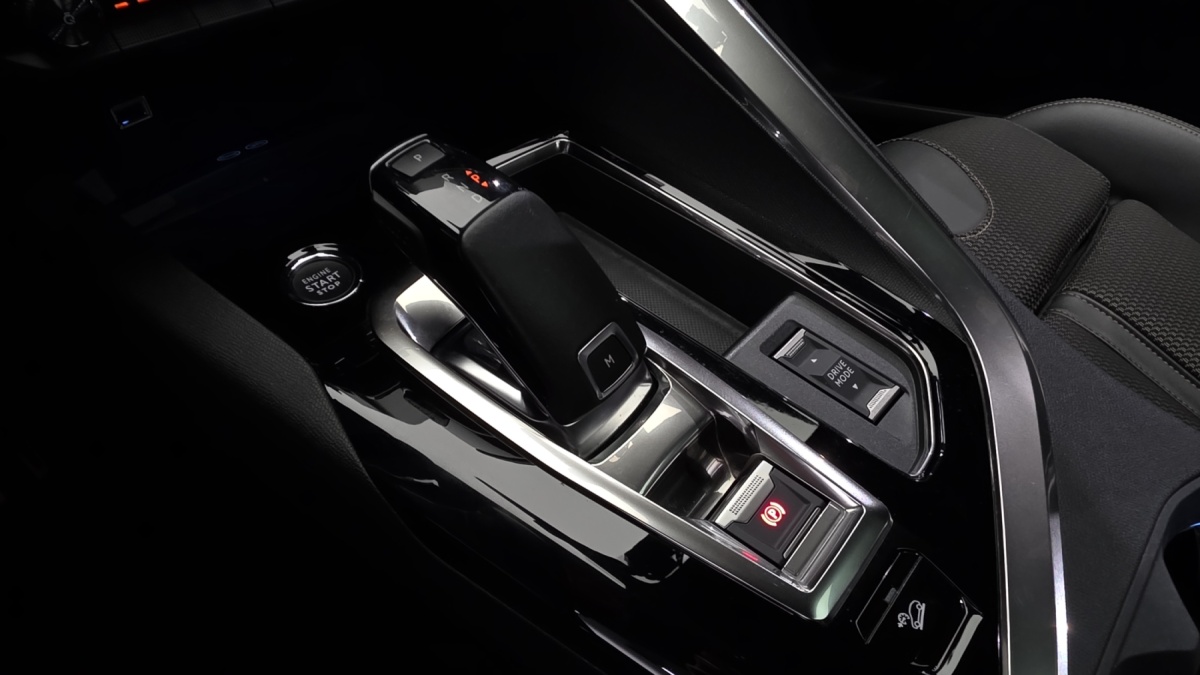 Peugeot 3008, 2022 — фото 9 из 12