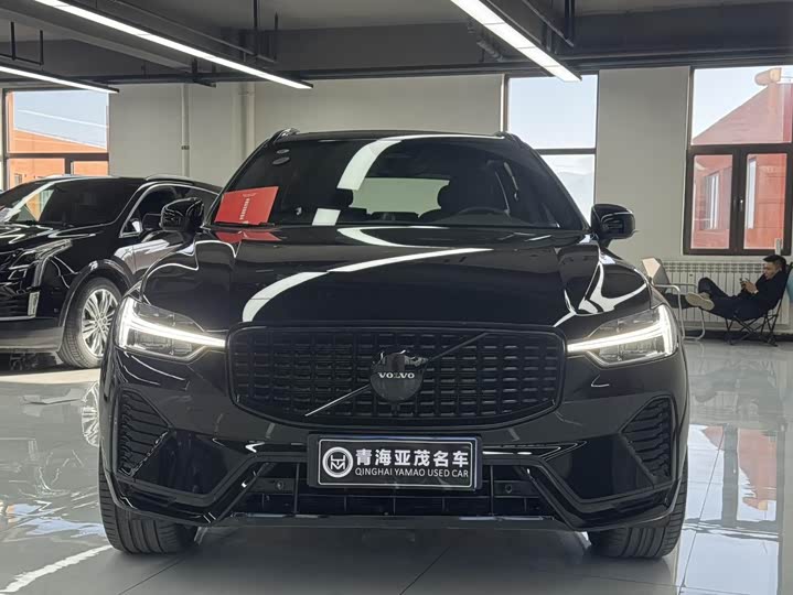 Volvo XC60, 2024 — фото 2 из 9