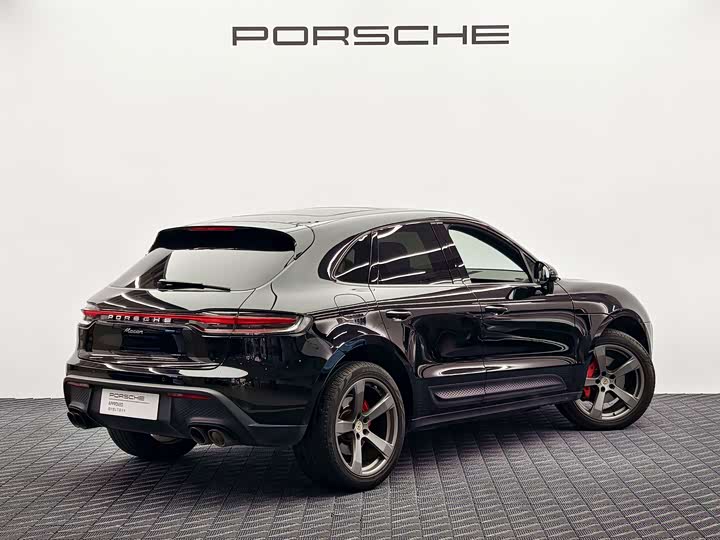 Porsche Macan, 2023 — фото 6 из 9
