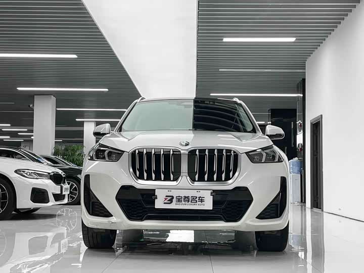 BMW X1, 2023 — фото 2 из 9