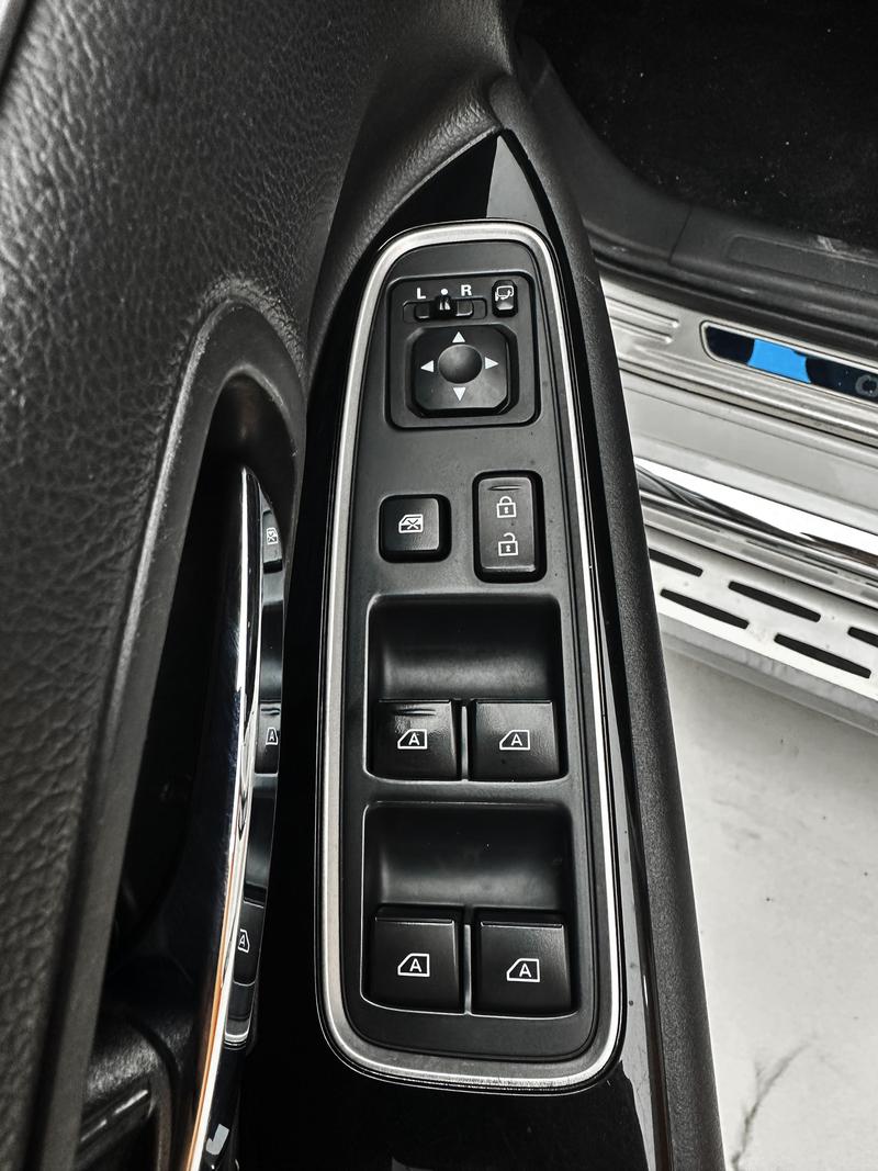 Mitsubishi Outlander, 2022 — фото 9 из 12