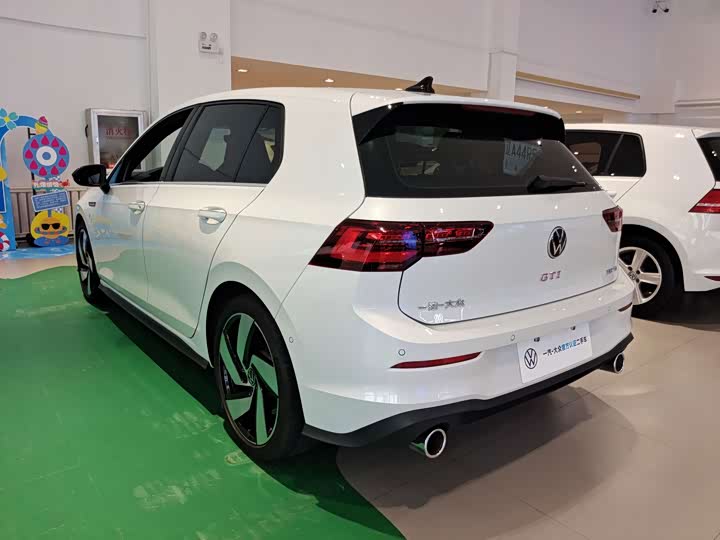 Volkswagen Golf GTI, 2025 — фото 5 из 9