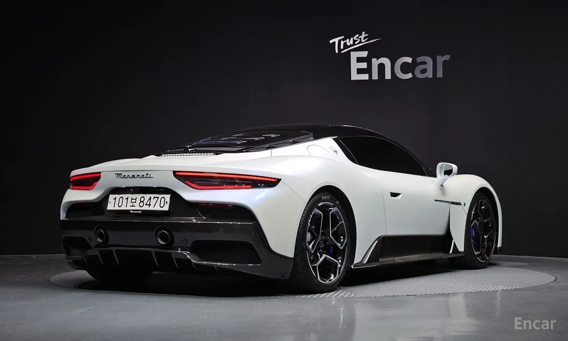 Maserati MC20, 2022 — фото 2 из 12
