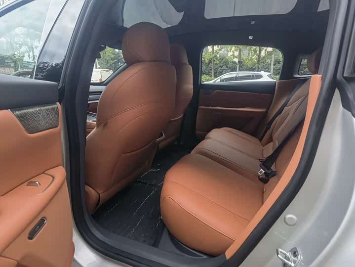 Dongfeng Yipai eπ 007, 2025 — фото 5 из 9