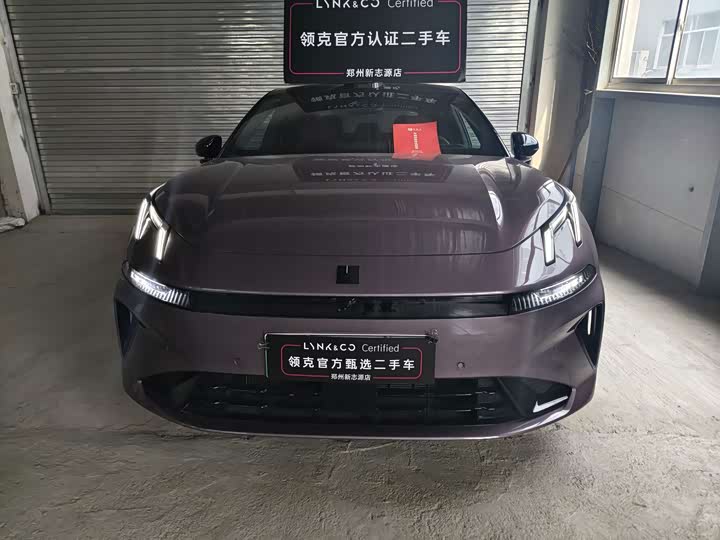 Lynk & Co 07 EM-P Hybrid, 2025 — фото 2 из 9